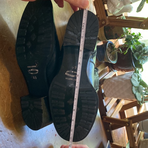 Beautiful Black Italian leather Vera Gomma boots EU 40 US 10.5 laces and zipper - Picture 10 of 11